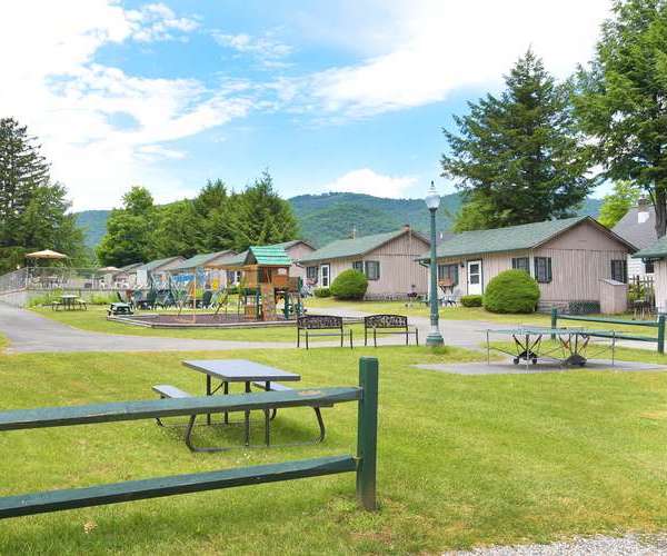 exterior photo of Lincoln Log Colony