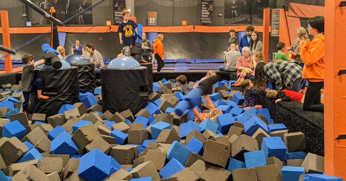 foam pit at sky zone