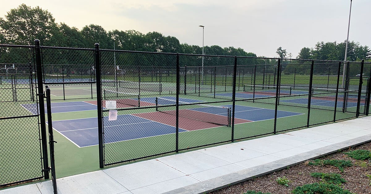 pickleball courts