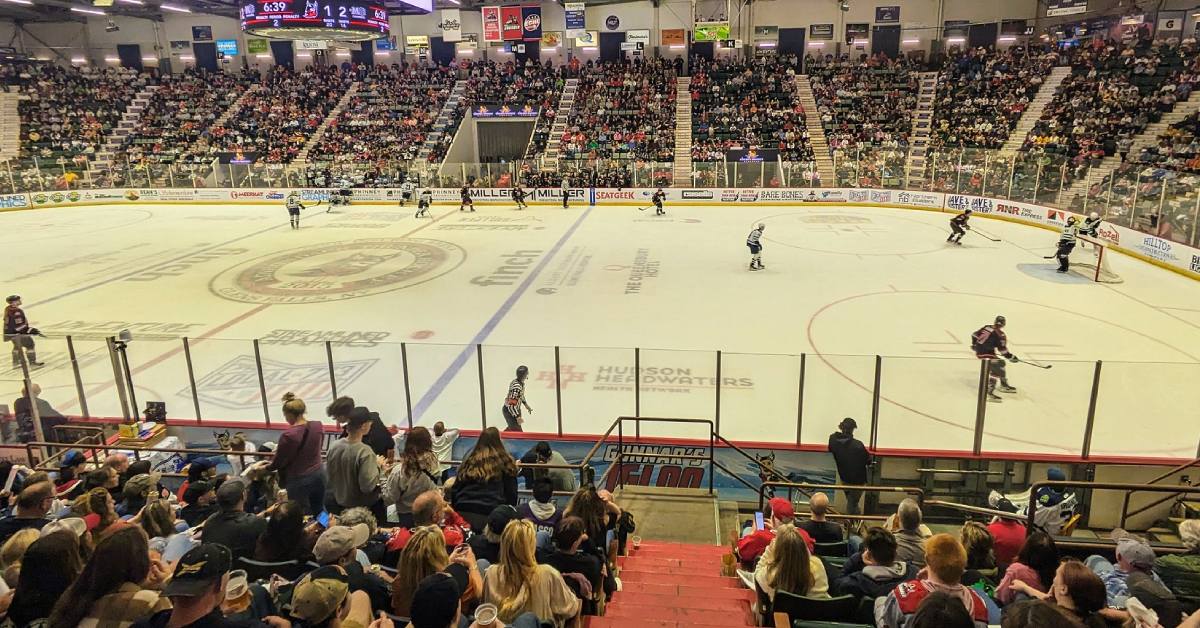 adirondack thunder hockey game