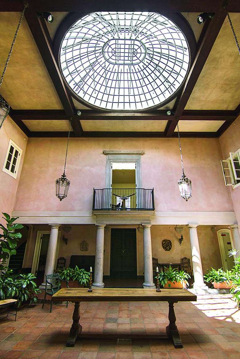 view inside the Hyde House Courtyard